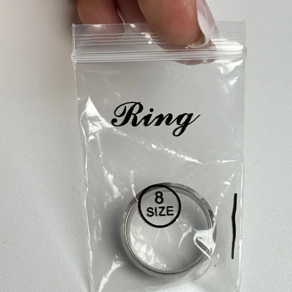 Silver Beveled Edge‎ Brushed Metal Wedding Band Ring Size 8 Unisex Minimalist